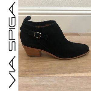 NWT Via Spiga Suede Ankle Boot